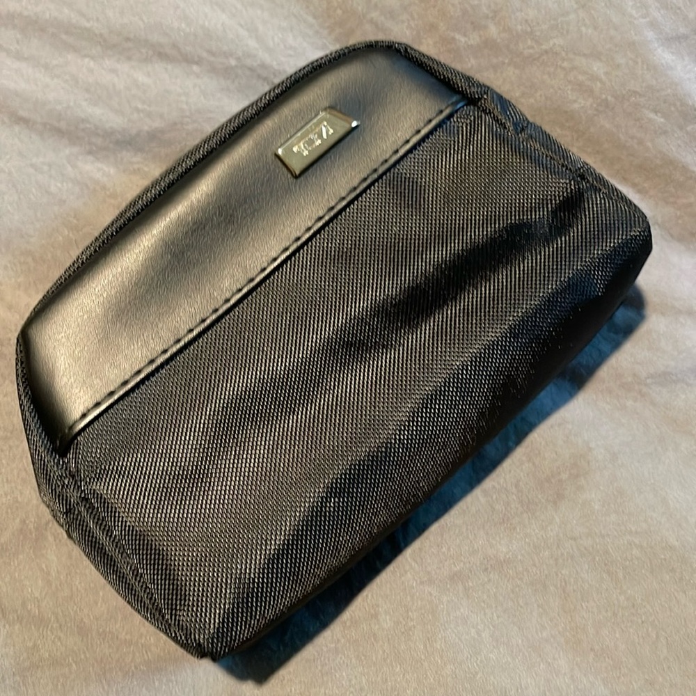 Tumi accessory bag